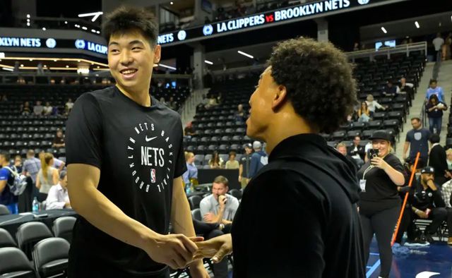 季报销他的NBA职业生涯已经结束了凯发K8崔永熙左膝十字韧带撕裂赛