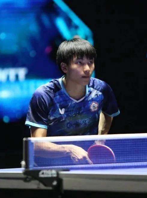 1岁中国天才少年状态低迷决胜局4比11惨败凯发K8旗舰厅AG客服2比3爆冷一轮游！2(图1)