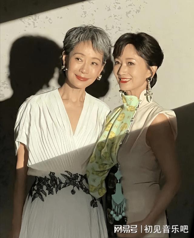 许仙30年后撒糖竟藏惊天秘密K8凯发集团神仙售后！白娘子(图6)