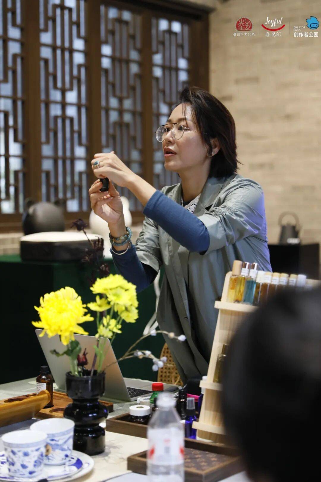 手作、派对妆容、珠绣胸针超多趣味活动等你参与凯发K8国际娱乐【报名】广府·生活美学：精油(图13)