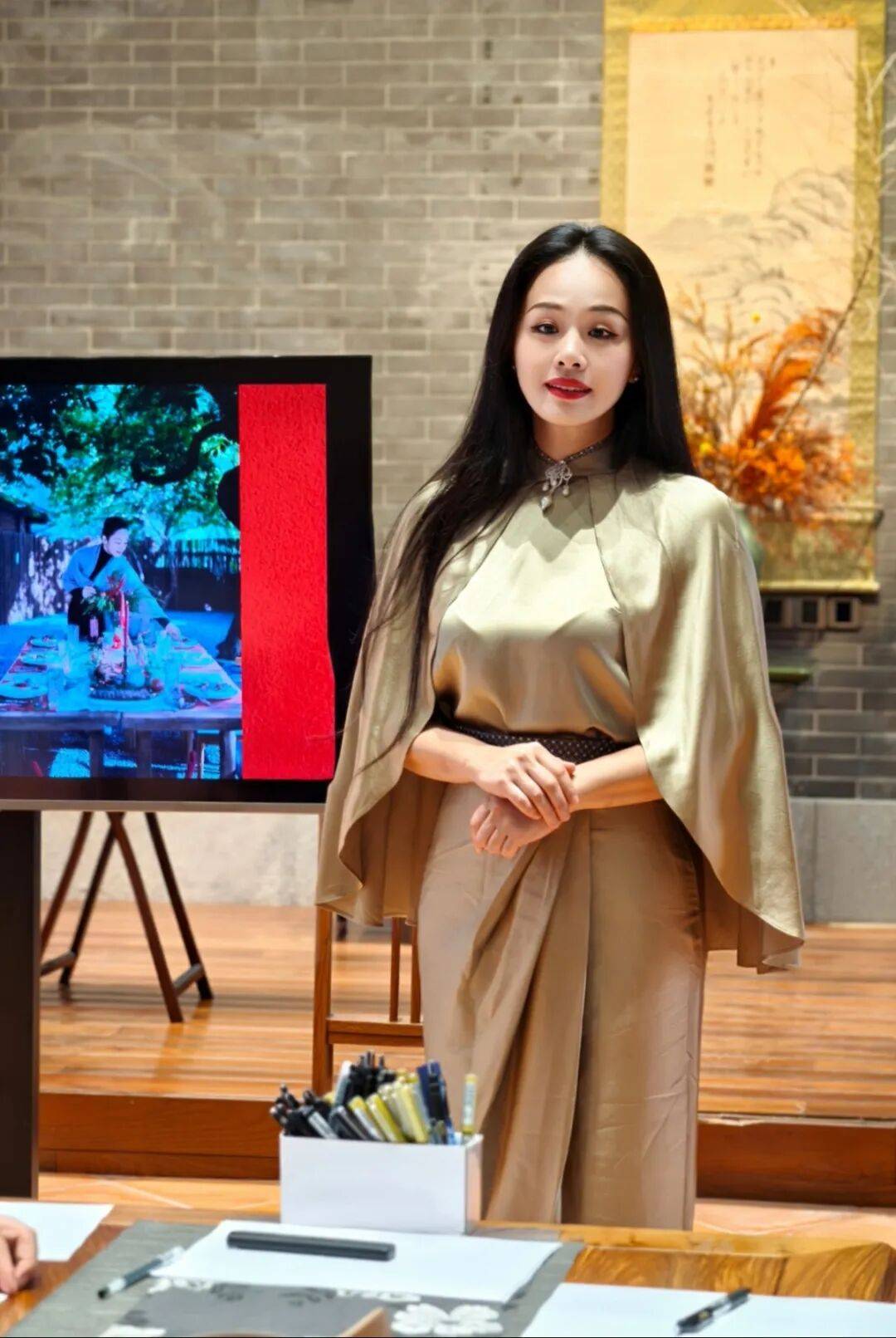 手作、派对妆容、珠绣胸针超多趣味活动等你参与凯发K8国际娱乐【报名】广府·生活美学:精油(图17) 手作、派对妆容、珠绣胸针超多趣味活动等你参与凯发K8国际娱乐【报名】广府·生活美学:精油(图17)